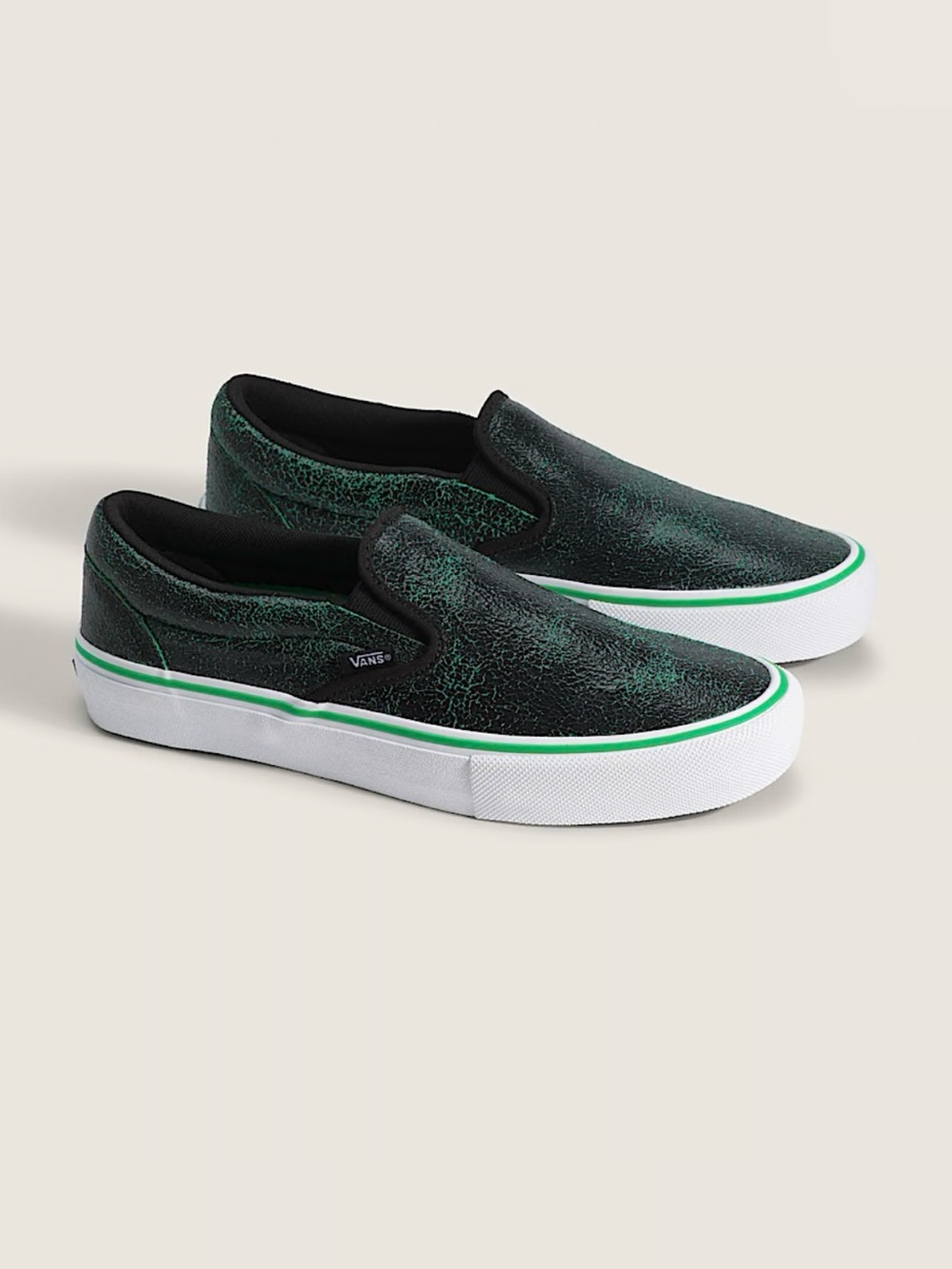VANS Skate Slip-On Black/Green Leather Cushioned Slip On Men’s8.5 US ,Women 10.0